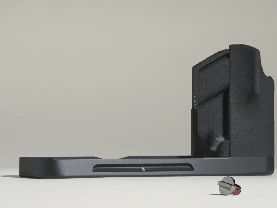 AGX106 (Black Coated)