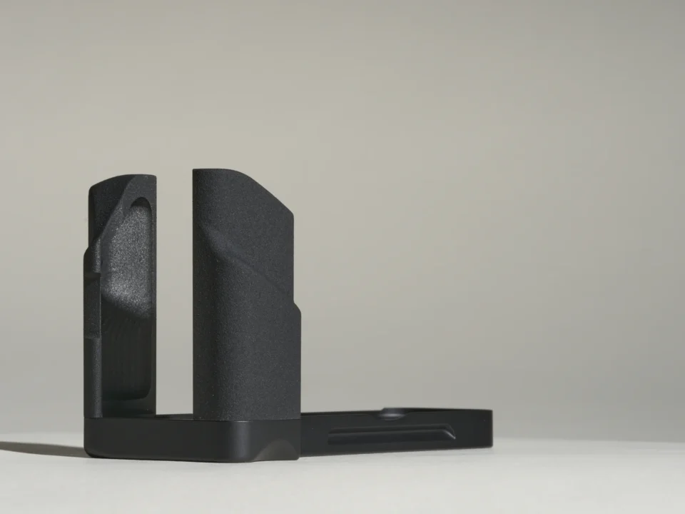 AGX106 (Black Coated)