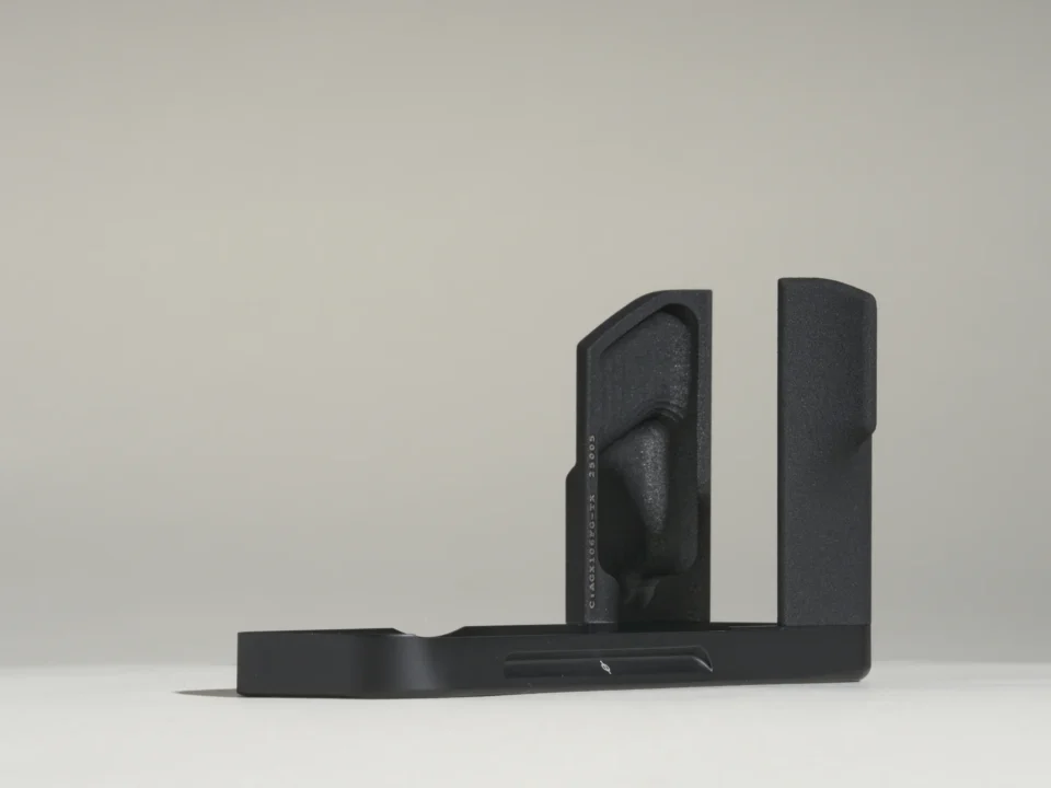 AGX106 (Black Coated)