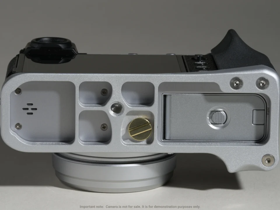 AGX106 (Silver Coated)