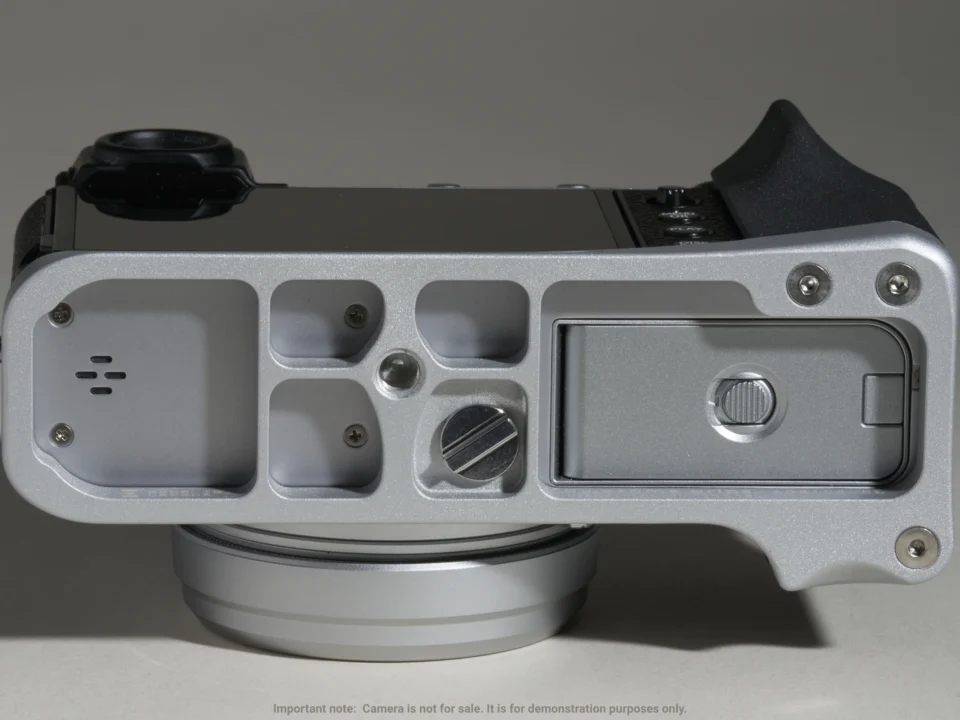 AGX106 (Silver Coated)