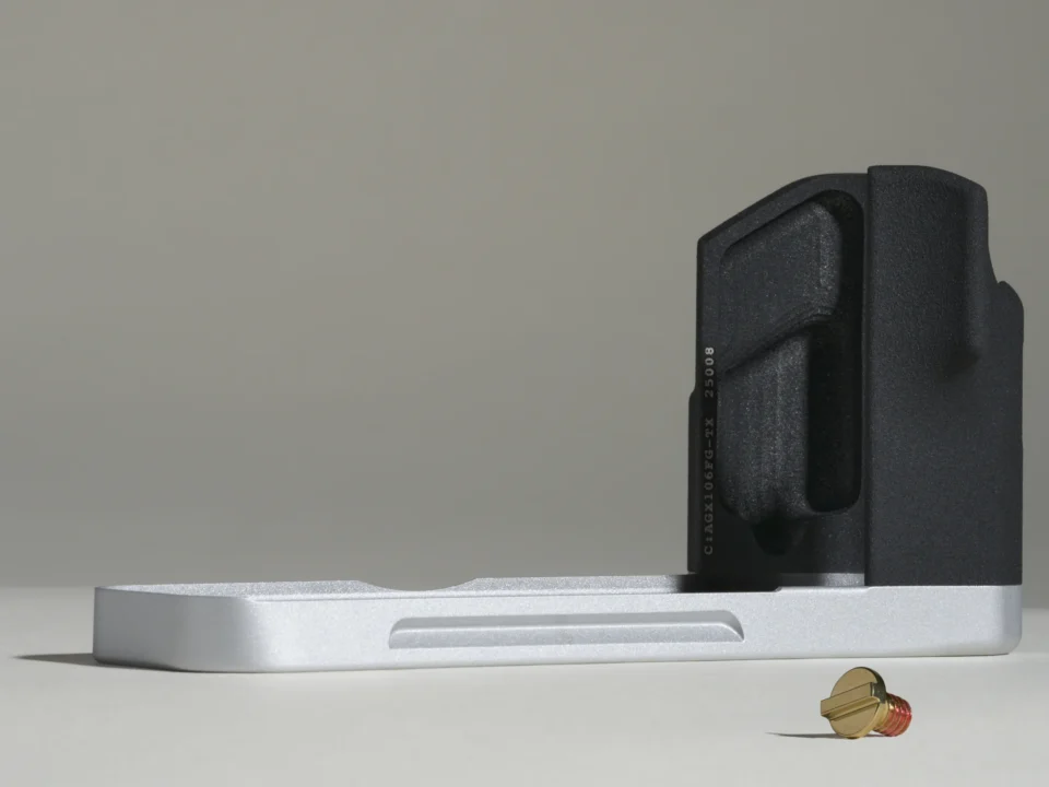 AGX106 (Silver Coated)