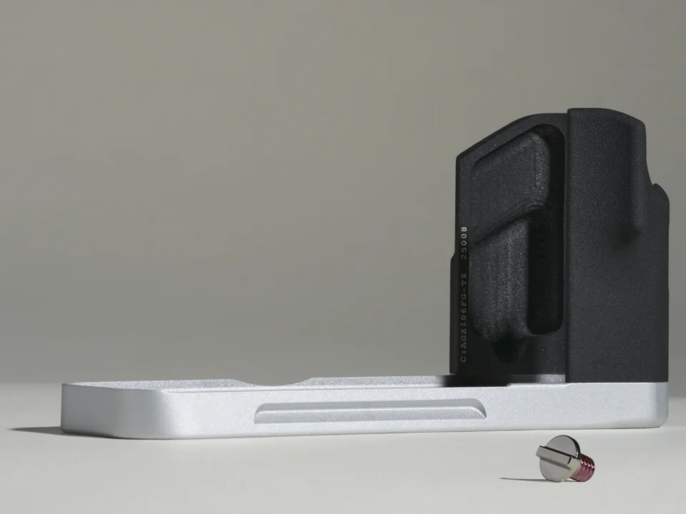 AGX106 (Silver Coated)