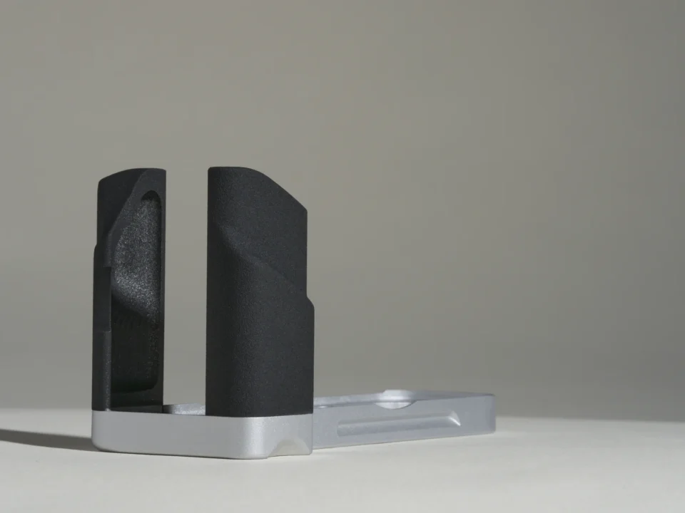 AGX106 (Silver Coated)