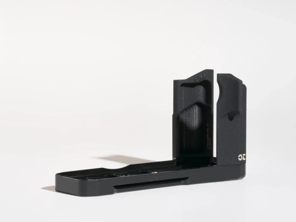 AG100RF (Black / Silver coated)