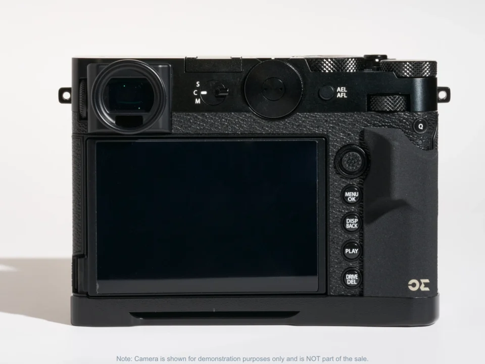 AG100RF (Black / Silver coated)