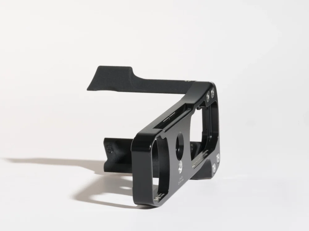 AG100RF (Black / Silver coated)