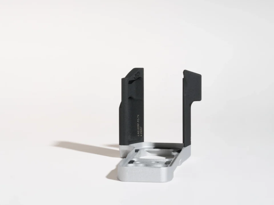 AG100RF (Black / Silver coated)