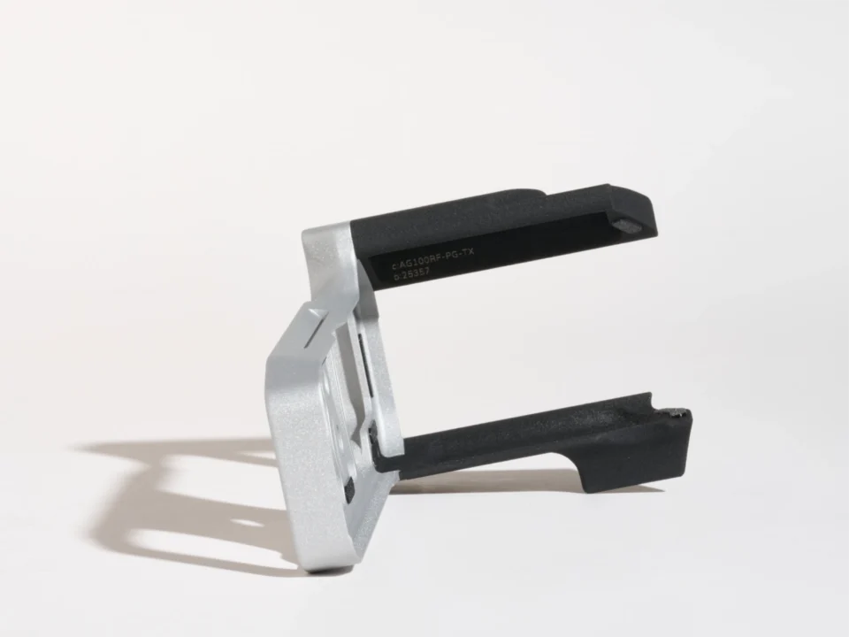 AG100RF (Black / Silver coated)